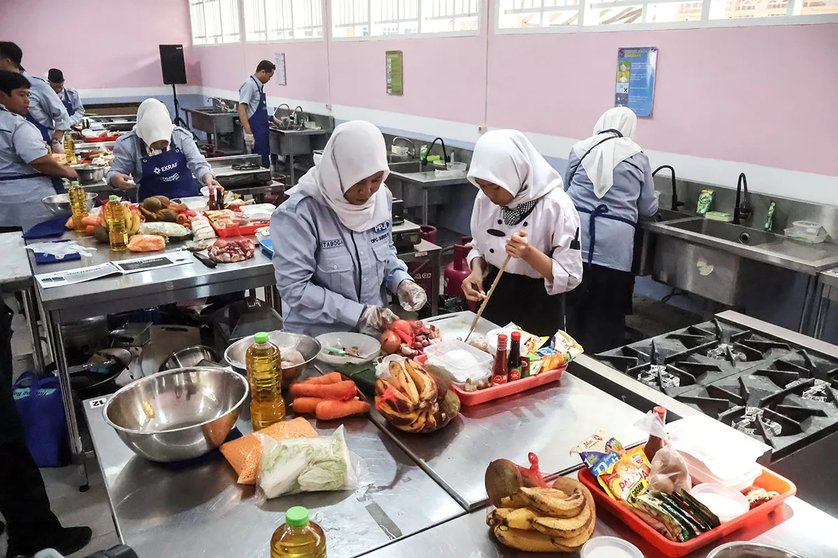 Pelatihan Dapur Sekolah Praktis Menarik Interaktif post thumbnail image