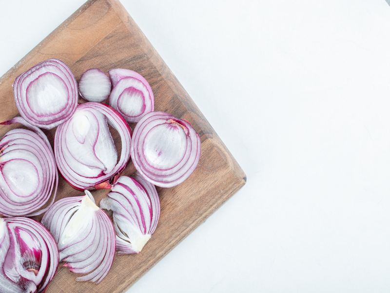 trik dapur biar bawang cepat dipotong