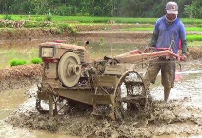 jenis roda traktor untuk lahan gambut